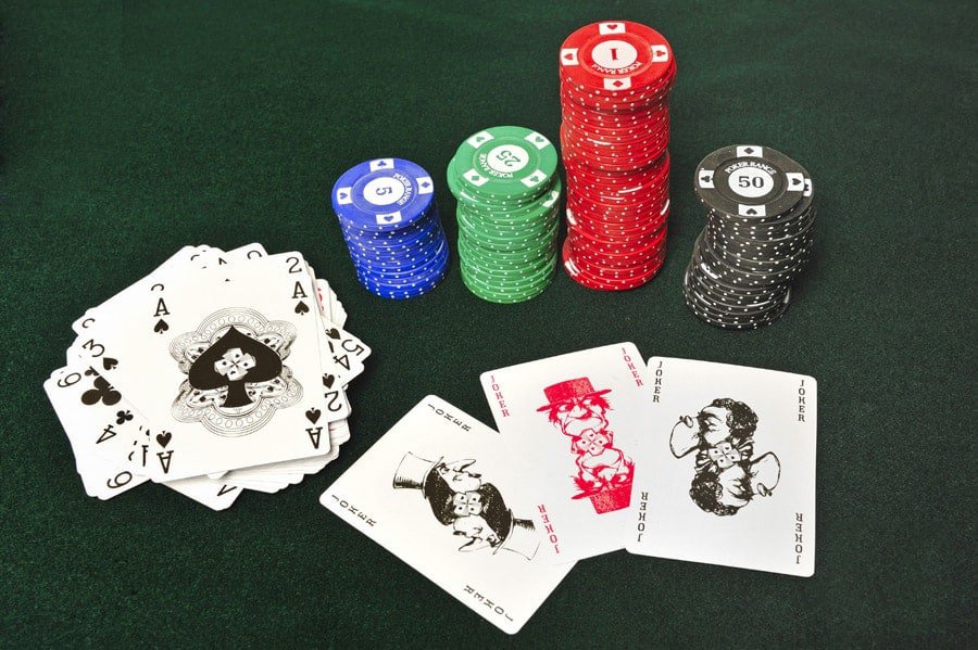 Điểm khác biệt giữa cao thủ và tay mơ khi chơi Poker