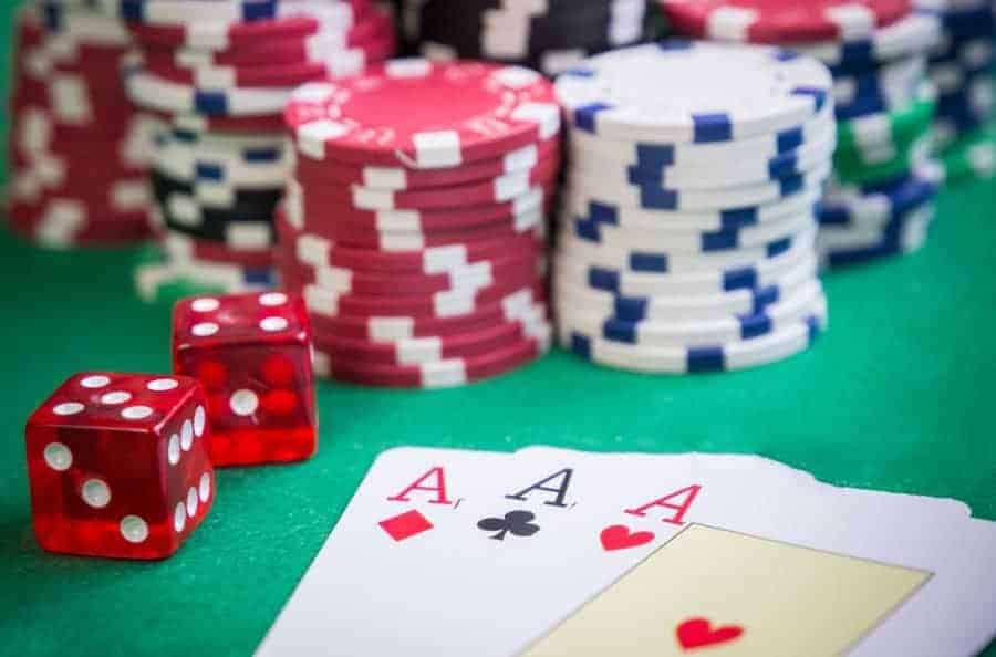 Những gì bạn nên biết trước khi chơi Poker