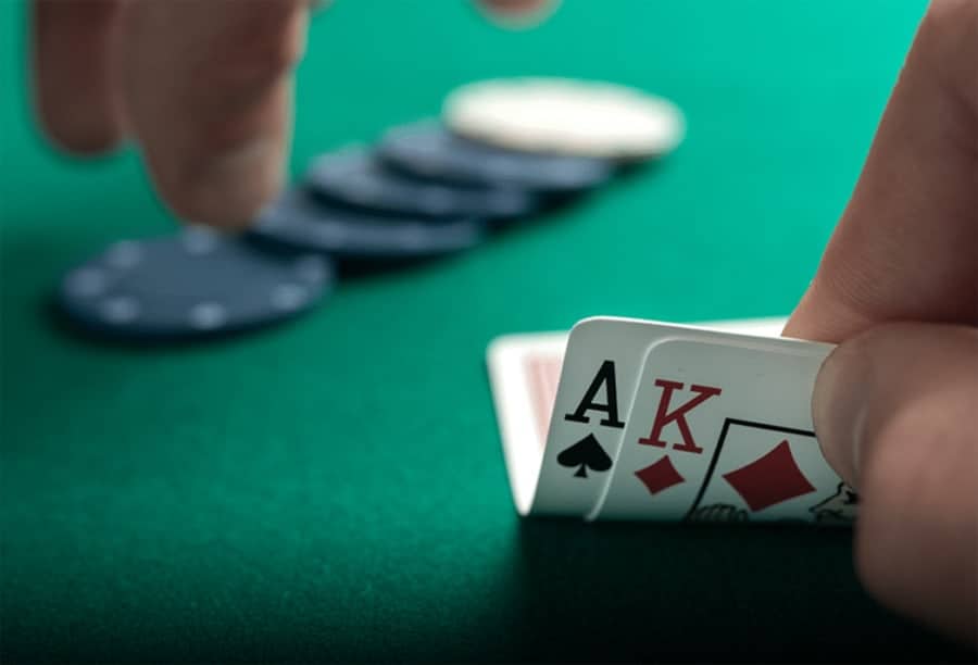 Đặt cược Poker thế nào để có được lợi nhuận lớn?