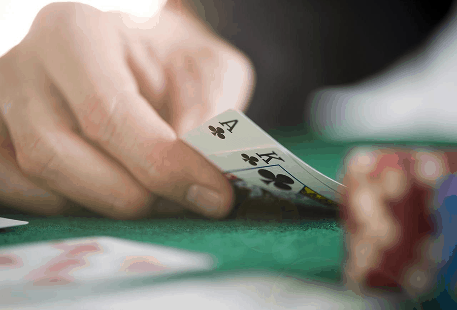 Một số kinh nghiệm chơi Poker bạn cần biết