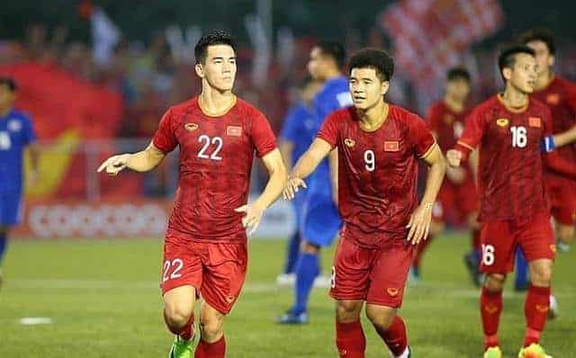 Soi kèo nhà cái Việt Nam vs Indonesia, 19h00 ngày 10/12