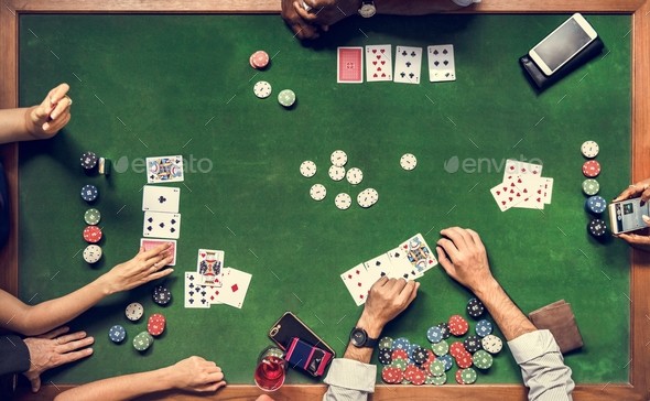 Đừng ngại thắc mắc về Poker trực tuyến